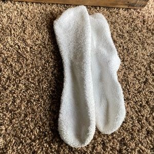 Women’s fuzzy socks